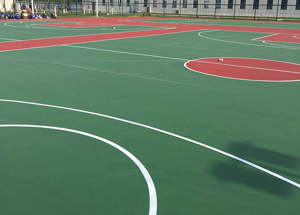 硅PU球場(chǎng)的厚度一般是多少？邯鄲硅PU球場(chǎng)